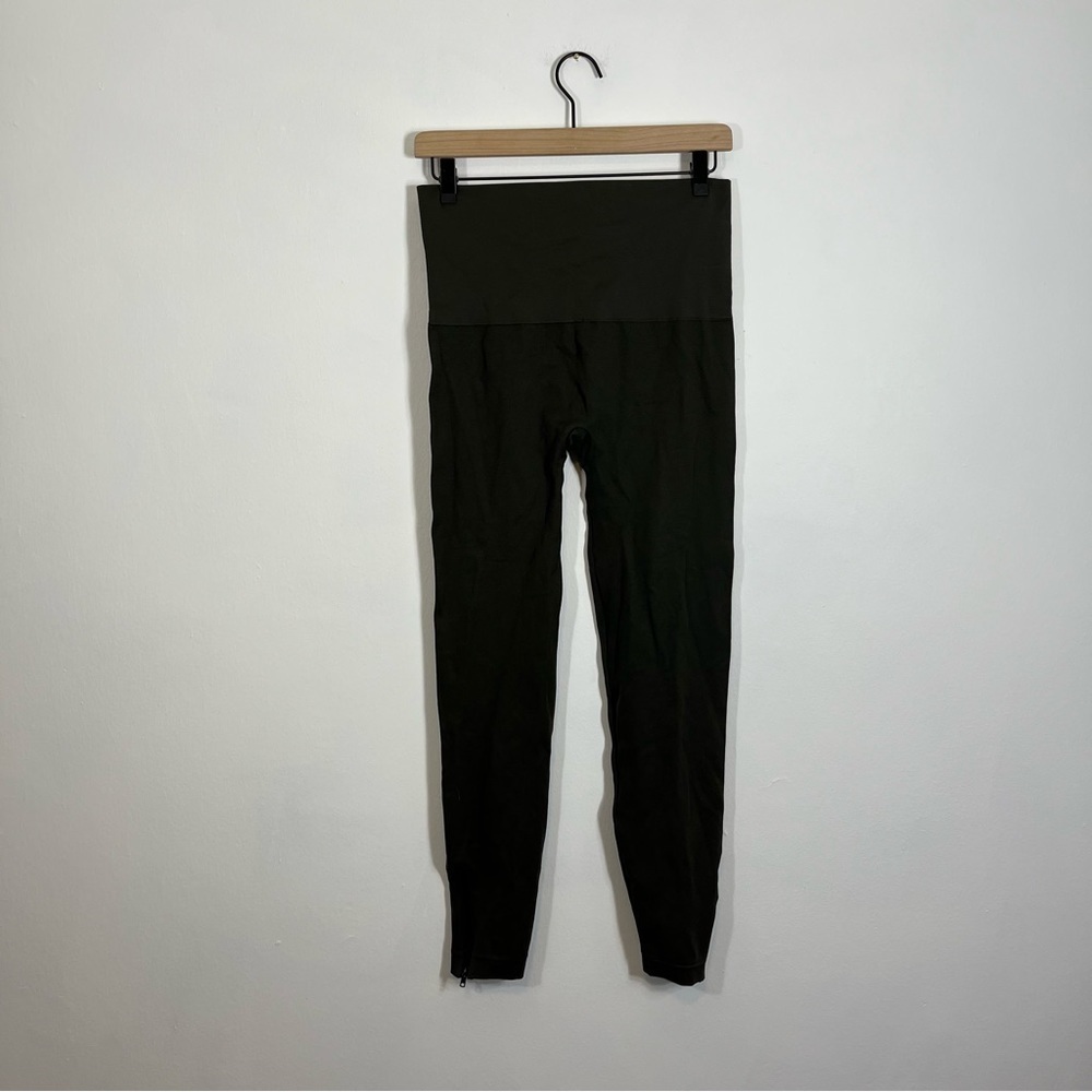 SPANX Dark Olive Green Seamless Leggings Ankle Zipper 1X - Picture 3 of 4